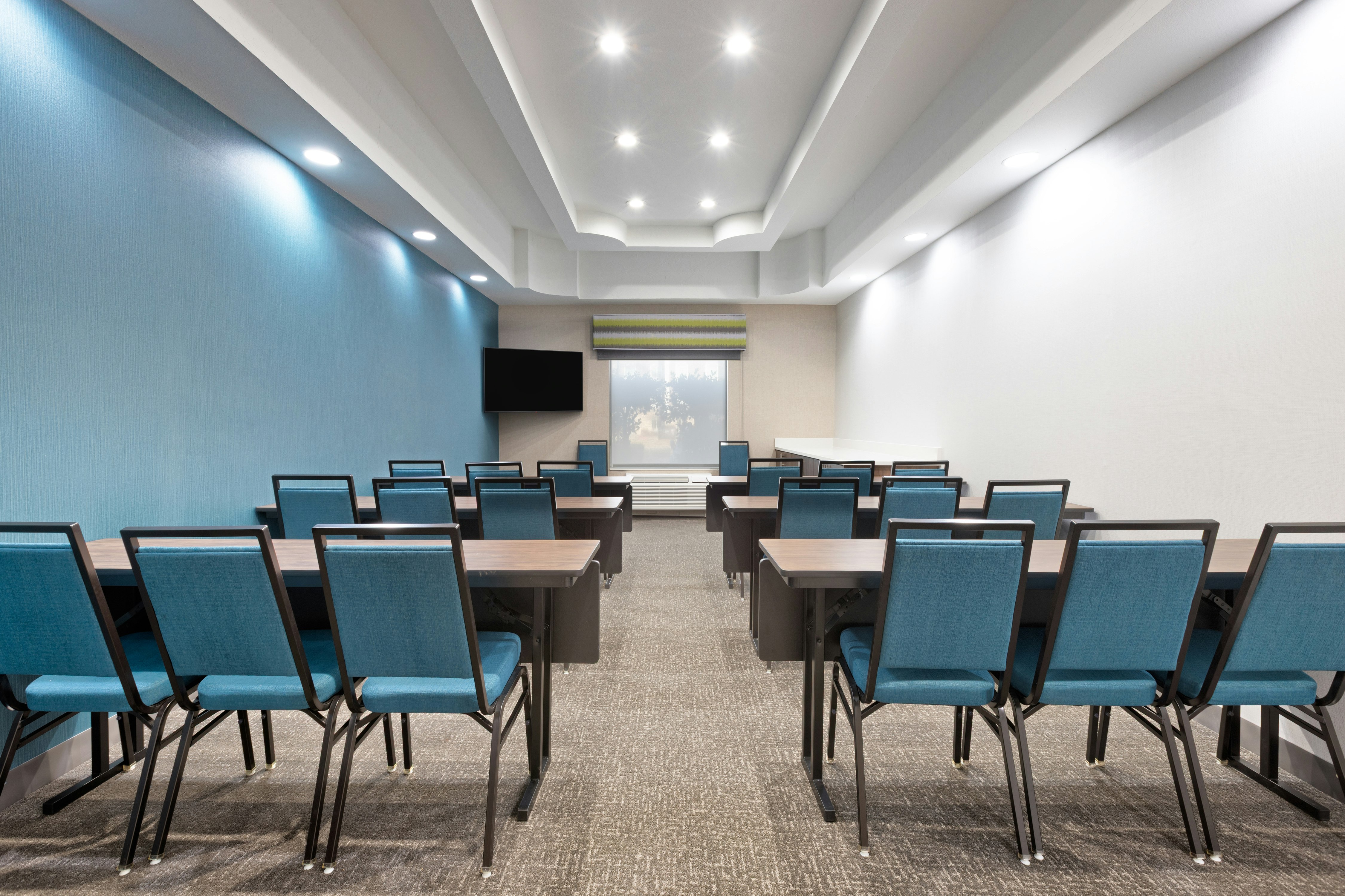 Hampton Inn and Suites Corsicana 54/62
