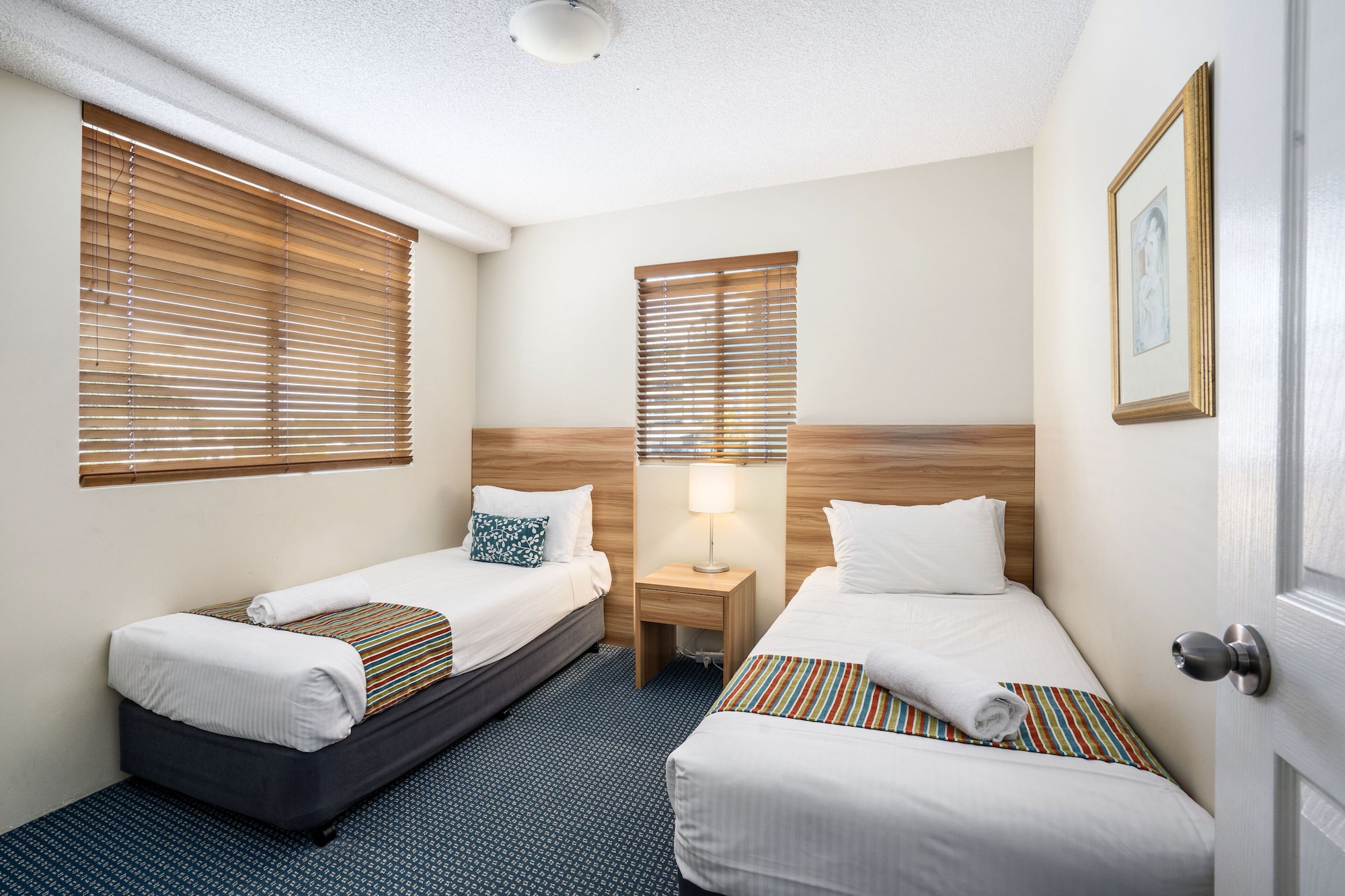 3 BEDROOMS, SUPERIOR