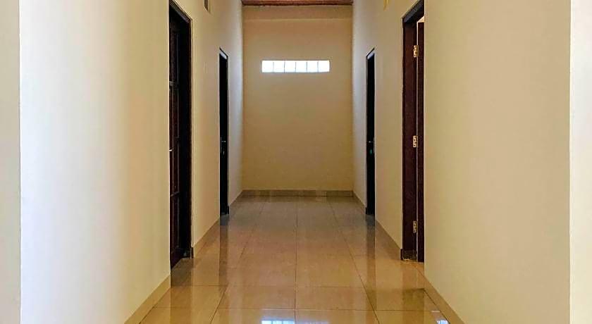 Reddoorz Plus Near Lippo Plaza Yogyakarta 14/22