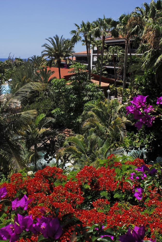 Parque Tropical Hotel 61/66