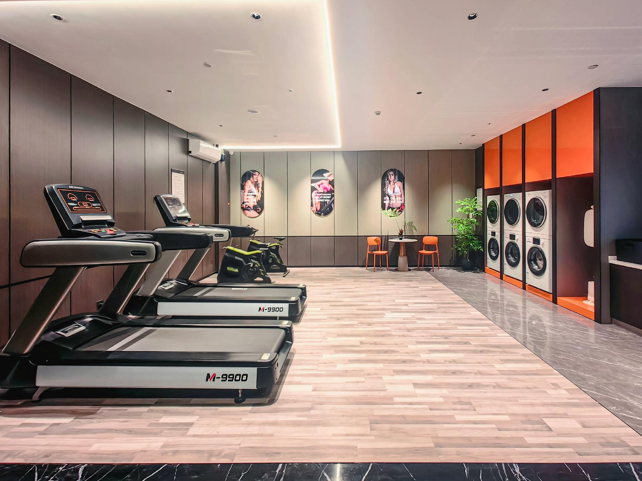 Rezen Dong Hotel (Guangzhou Jingxi Nanfang Hospital Tonghe Subway Station Branch) 30/52