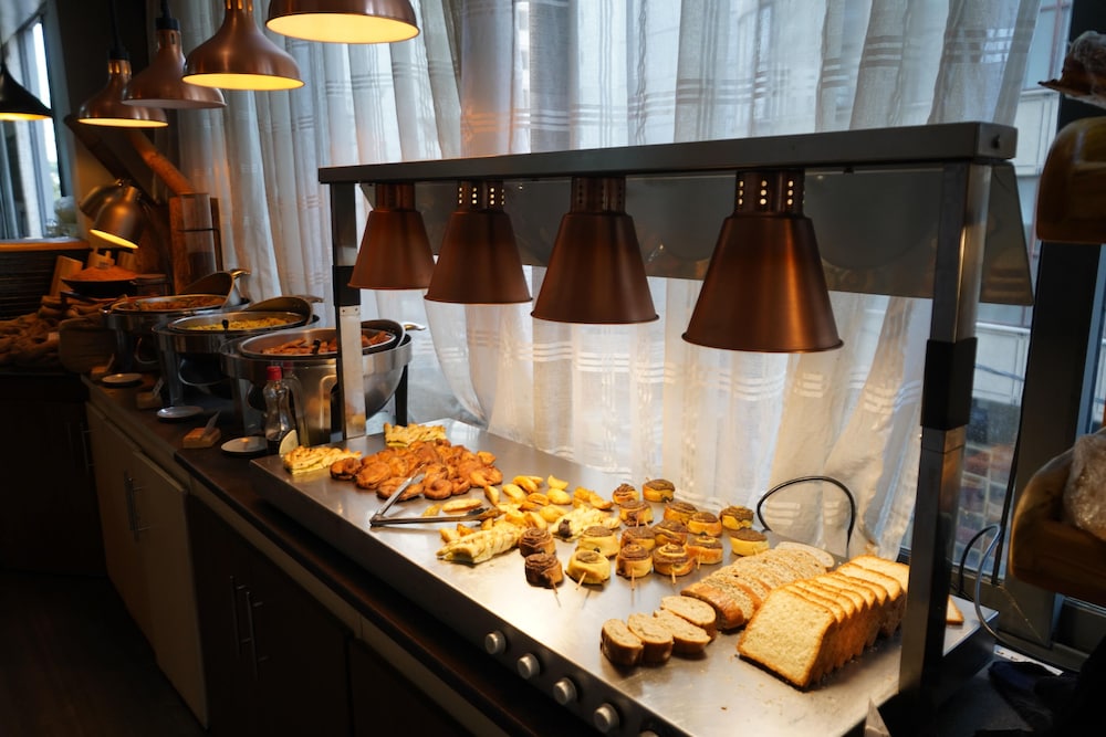 Mado Hotel 36/66