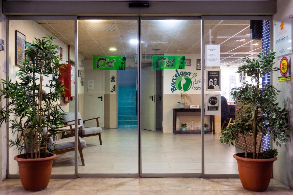 Be Dream Hostel Barcelona 1/35