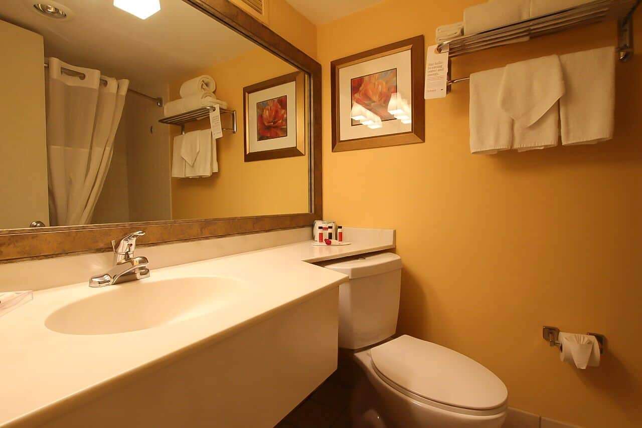 Ramada by Wyndham Tucson 60/63
