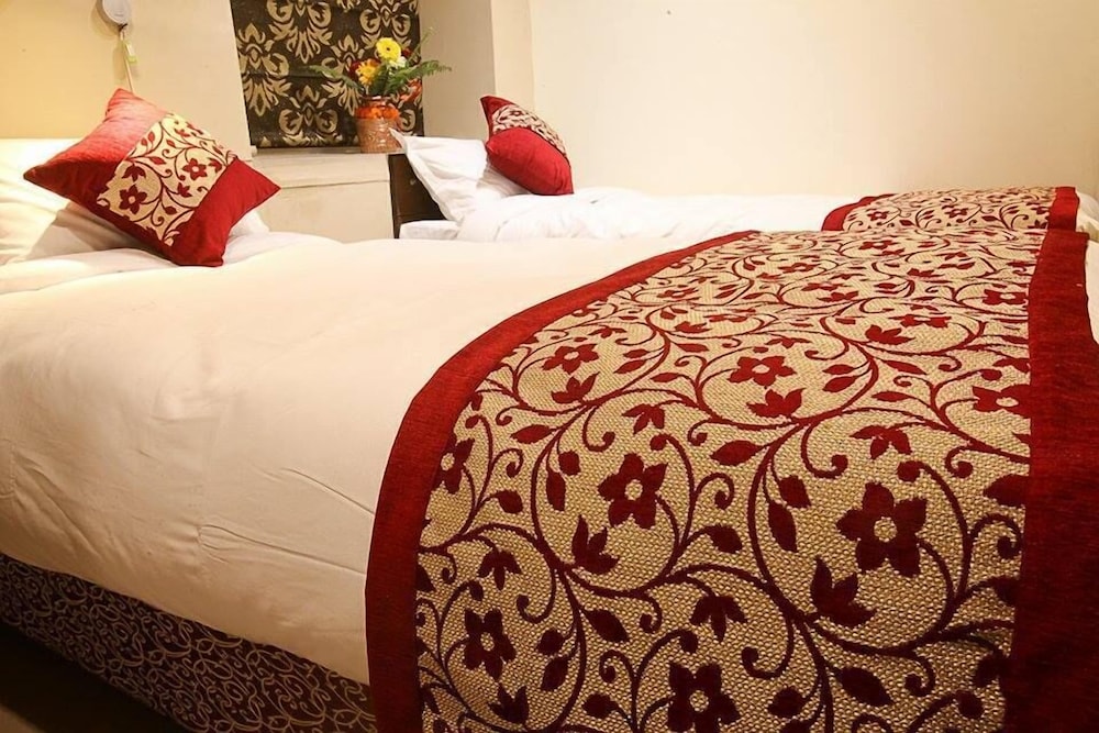 Hotel Heranya 28/49