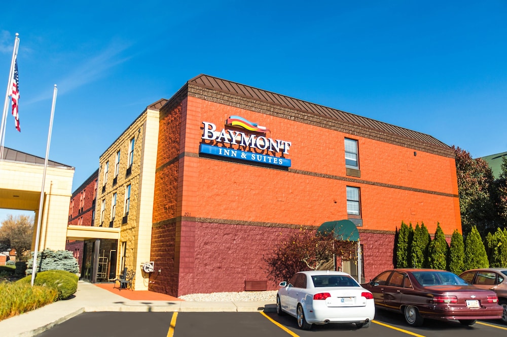 Baymont Inn & Suites by Wyndham Lafayette / Purdue Area in LAFAYETTE - IN