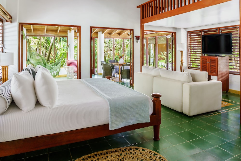 Idle Awhile Villas 18/60