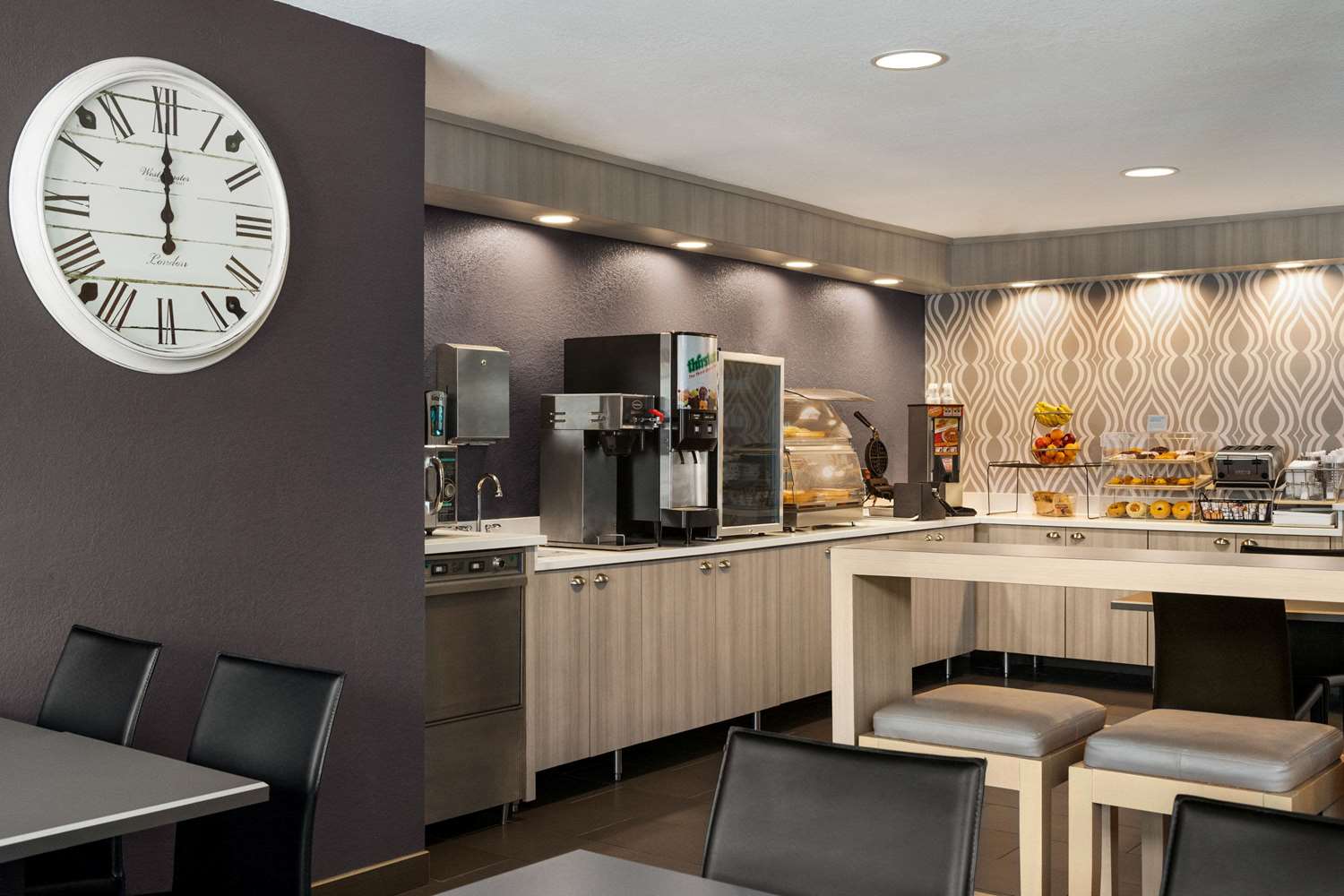 Microtel Inn Suites By Wyndham Inver Grove Heights Minneap 37/50