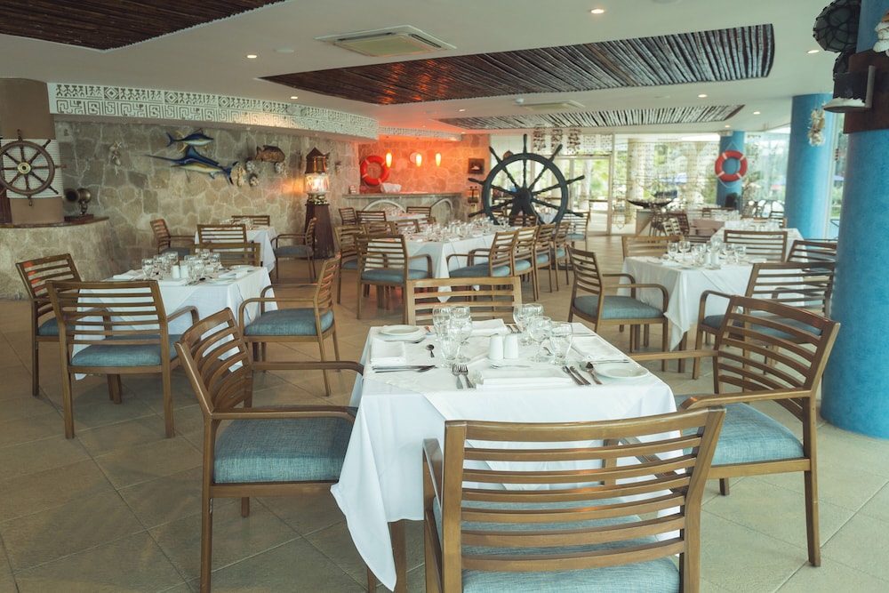 Royal Decameron Punta Centinela 24/47
