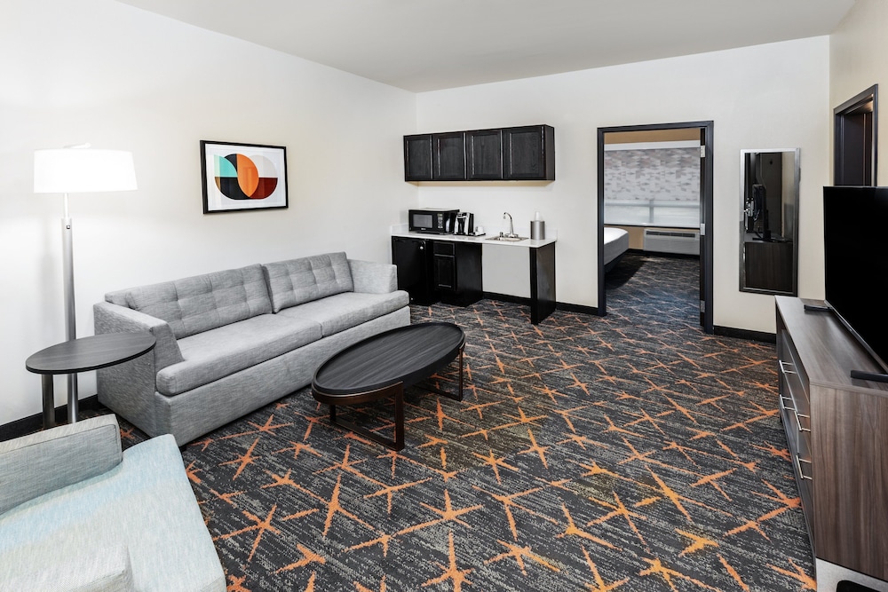 Holiday Inn Hotel & Suites Stillwater - University West 37/60