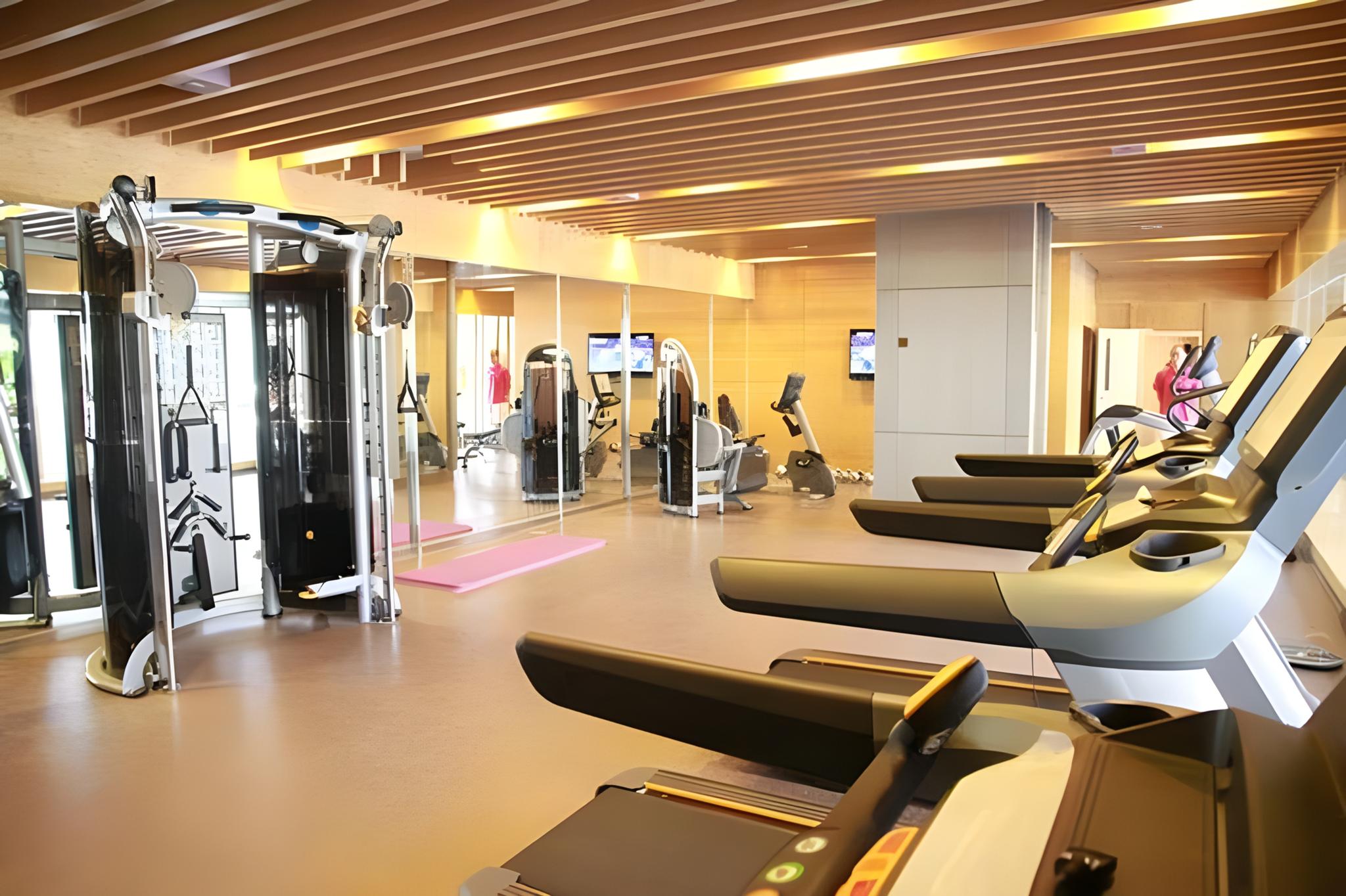 Chengdu Airport Hotel 42/55