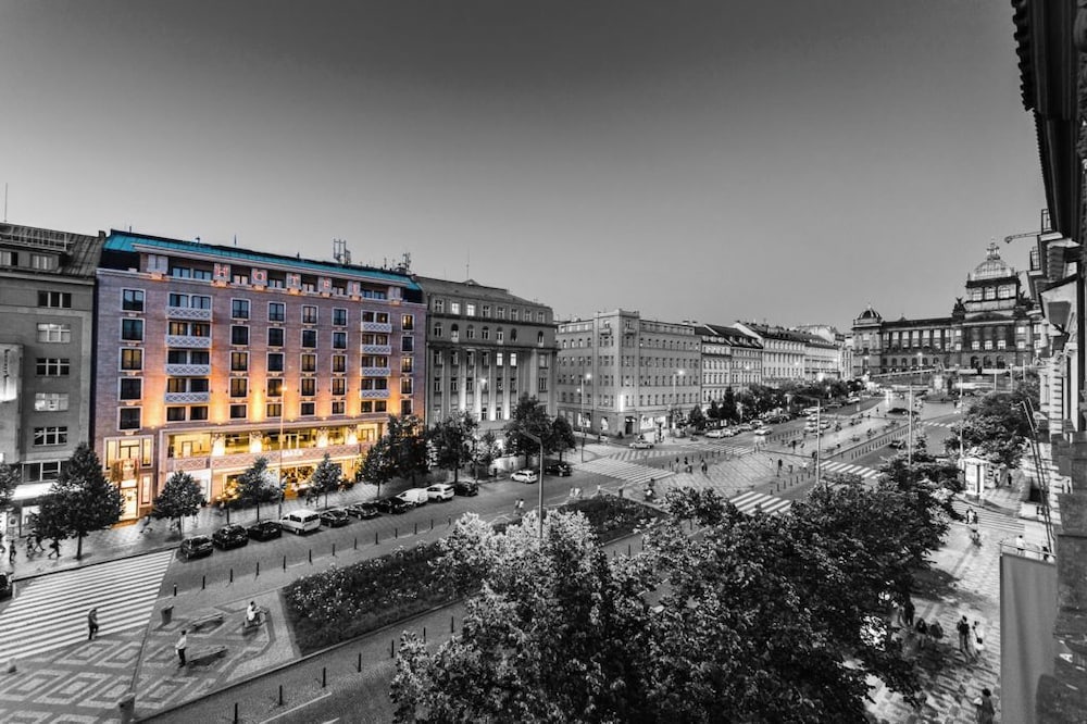 Jalta Boutique Hotel 66/73