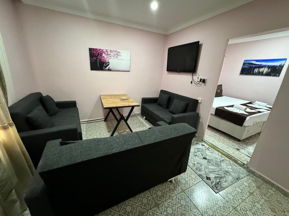 Istanbul Palace Hotel 32/40