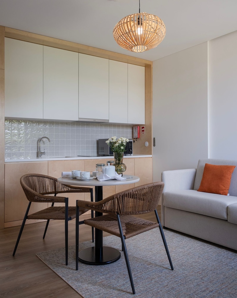 Lusitano Garden Villas 30/50