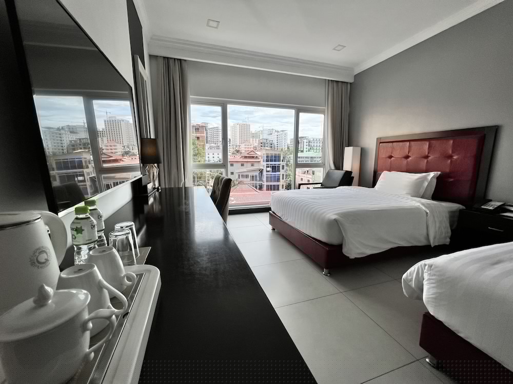 Queenco Casino And Hotel 30/71