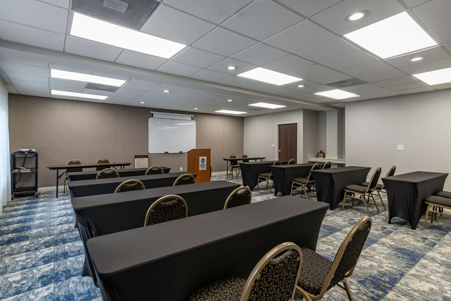 Best Western Plus Dalton Inn 30/38