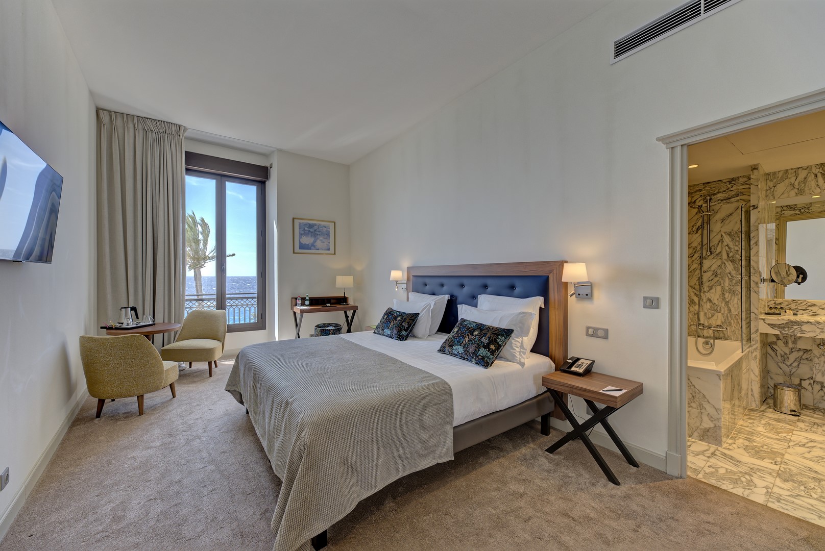 Superior, Single, Double Bed, Sea View 4/10