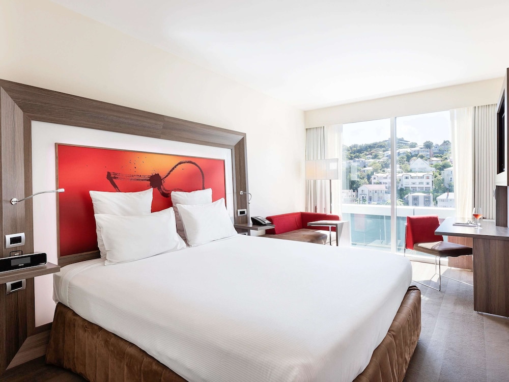 SUPERIOR, KING BED