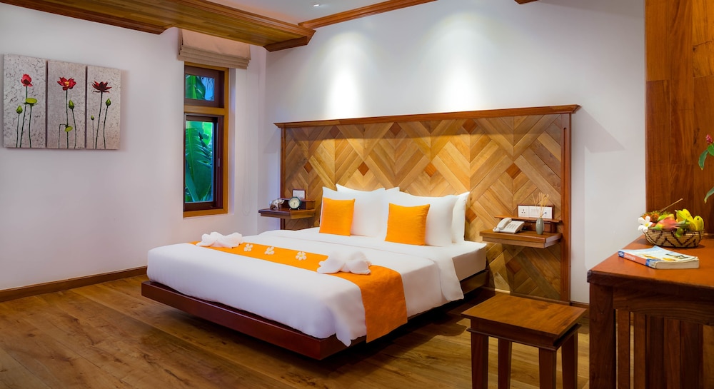 Khmer House Resort 10/50