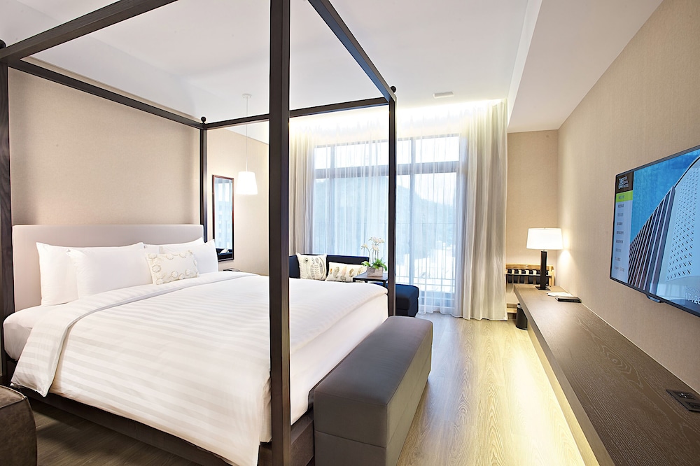 The Gaya Hotel 23/72