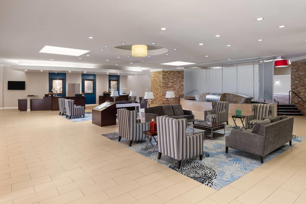 Wyndham Sacramento 46/72