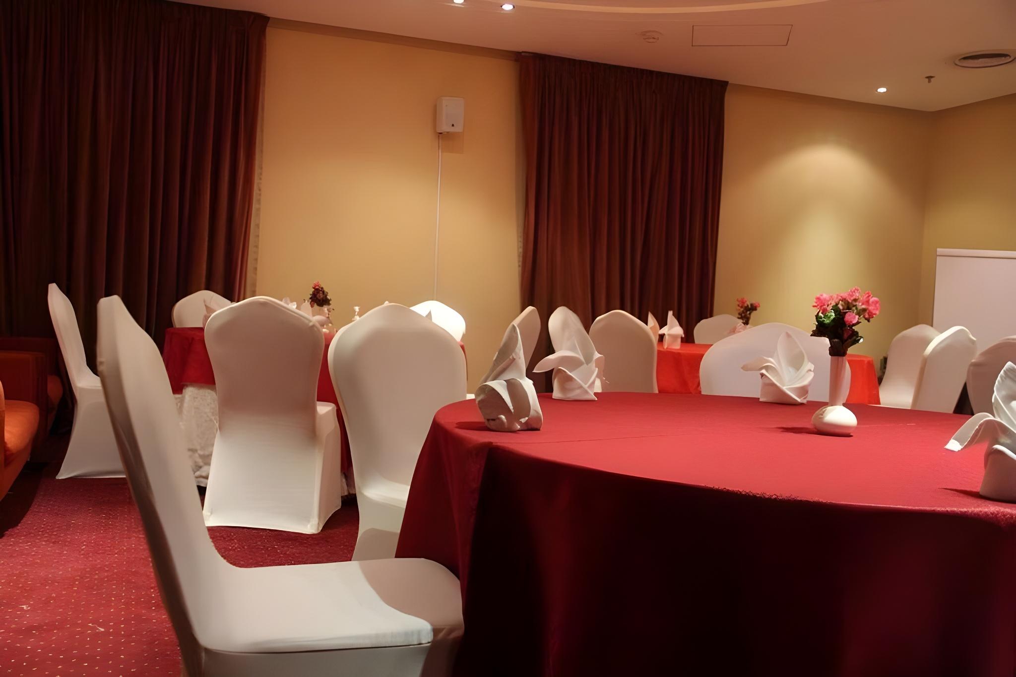 Reef Al Malaz Hotel International (ex. Tulip Inn Al Reef ) 23/26