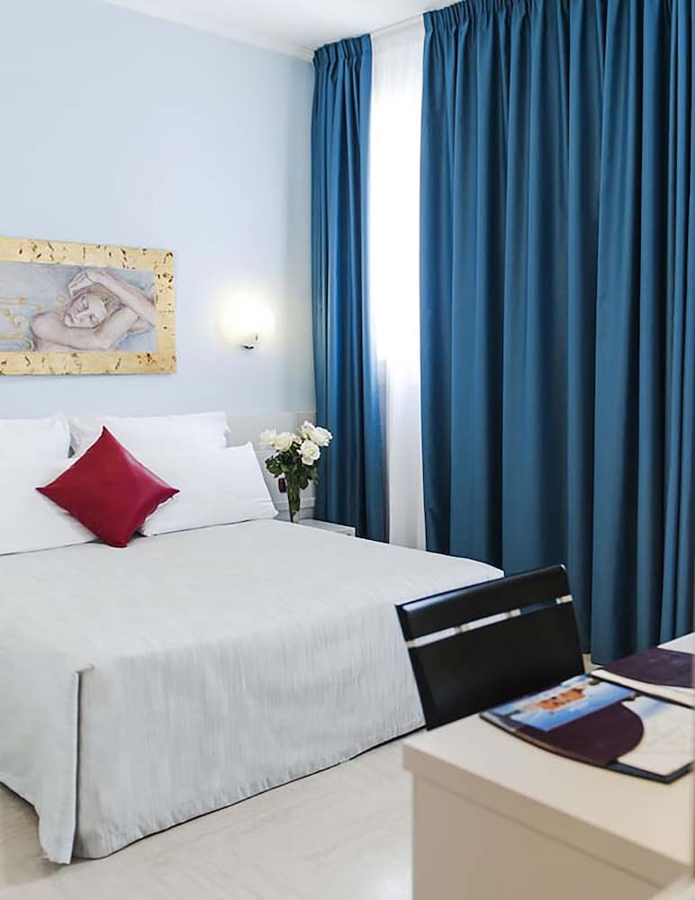 COMFORT, DOUBLE BED