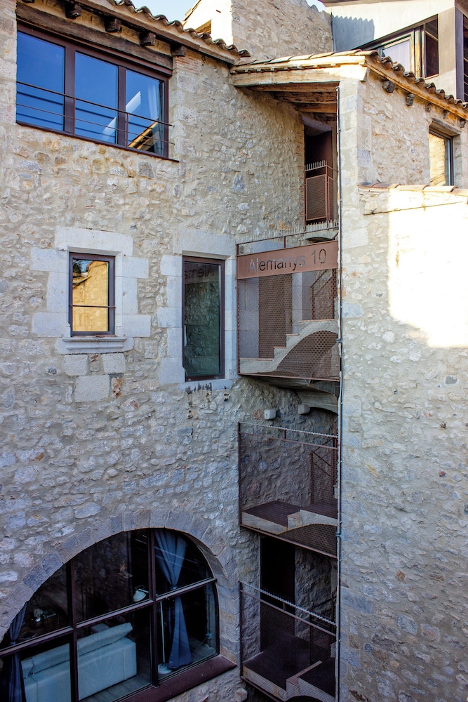 AS Palau dels Alemanys 4/44