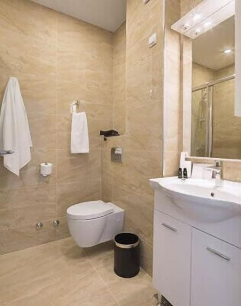 Hotel 219 Budva 73/75