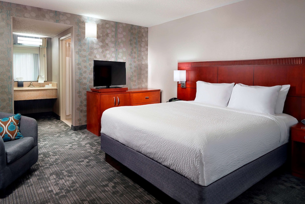 Sonesta Select Atlanta Midtown Georgia Tech 9/52