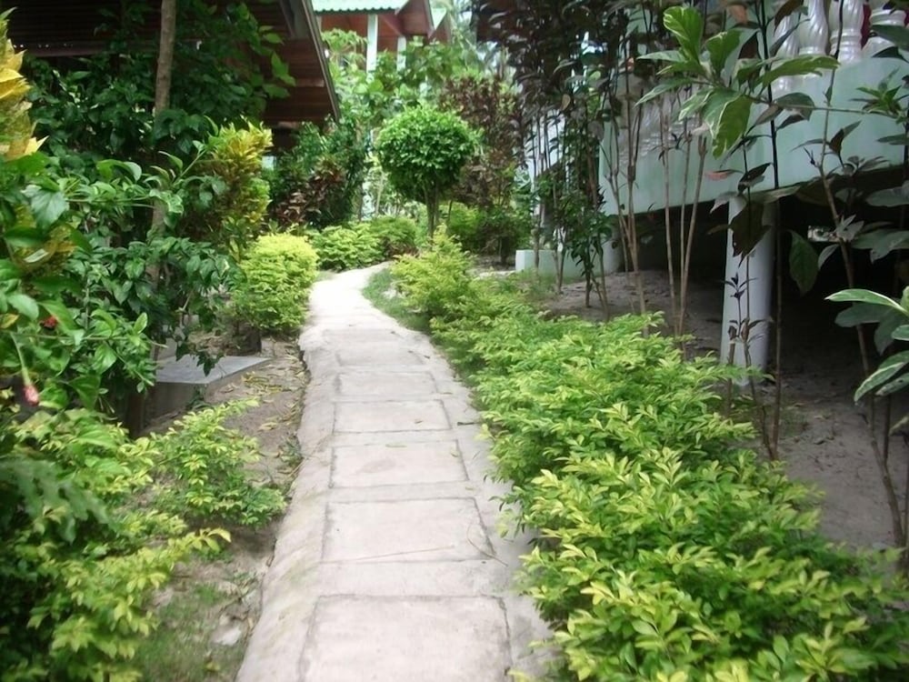 Save Bungalows 52/61