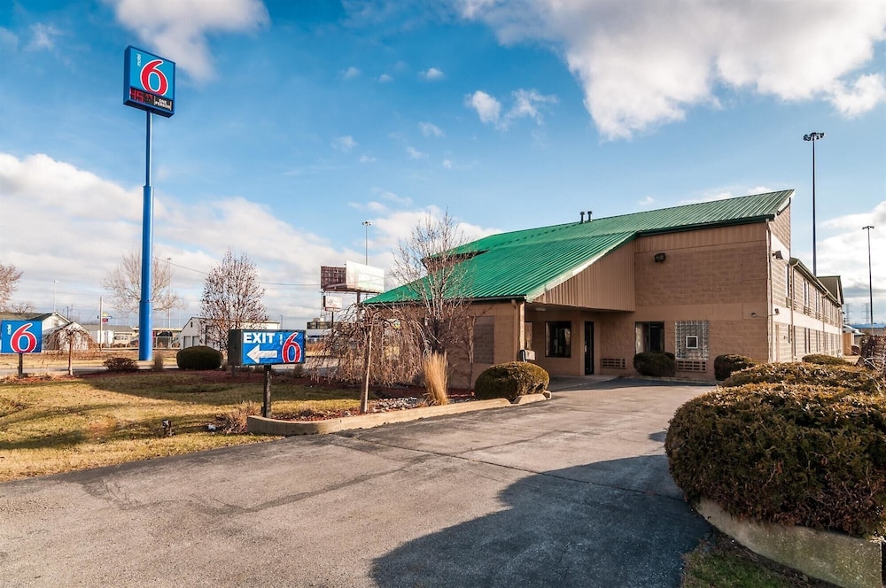 Motel6 Lansing, IL - Chicago South 40/41