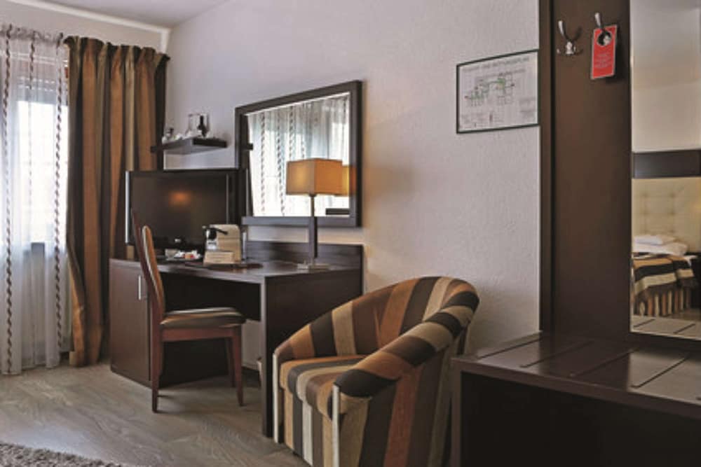 Hotel Empfinger Hof, Sure Hotel Collection by Best Western 36/53
