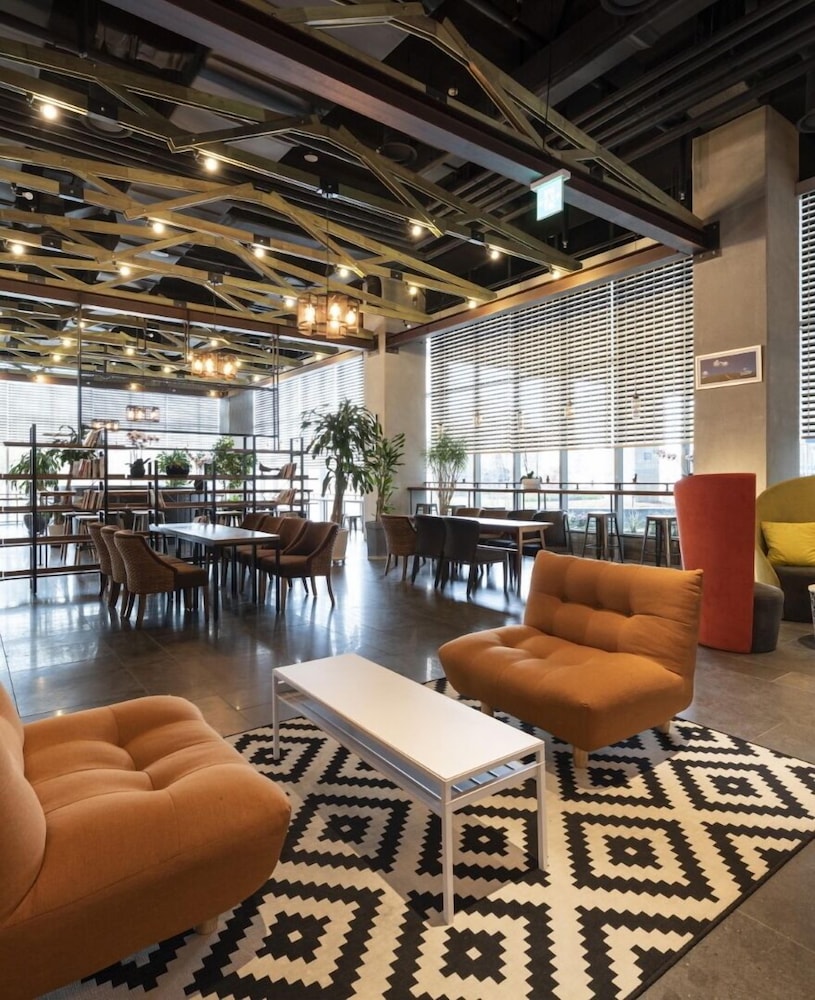 Golden Tulip Incheon Airport Hotel and Suites 46/63