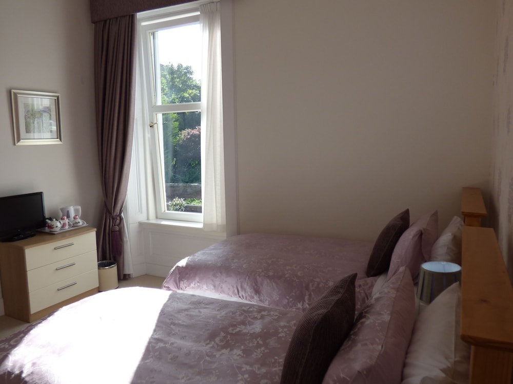 Douglas Park Guest House 16/49