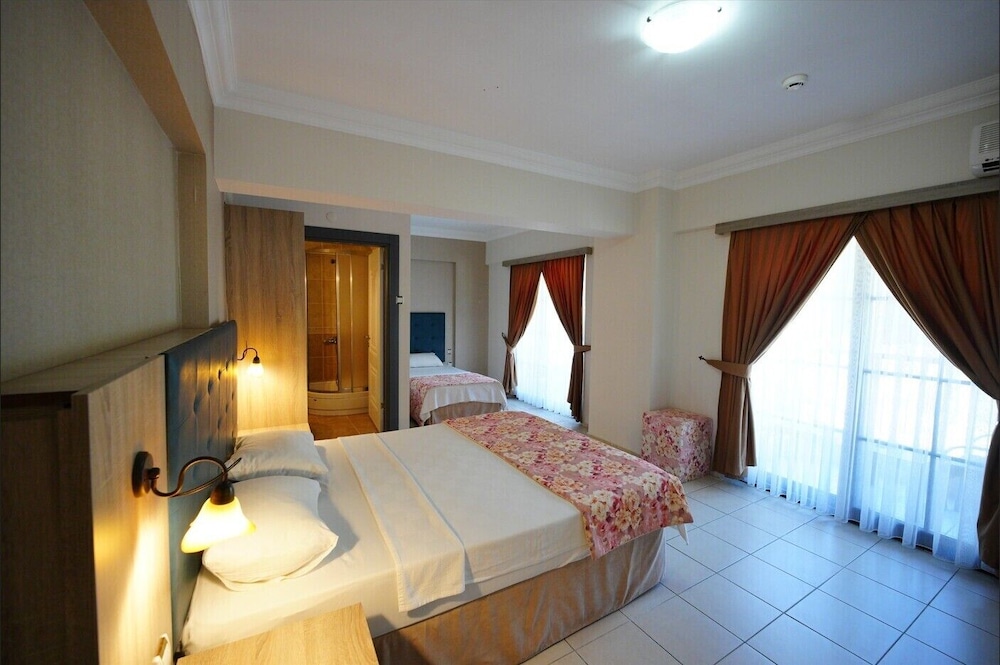 Hamle Hotel 14/48