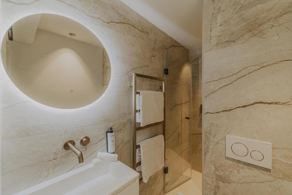 Hotel Le Christina 50/54