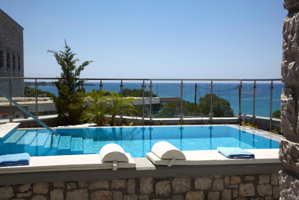 Blue Dream Luxury Villas 38/60