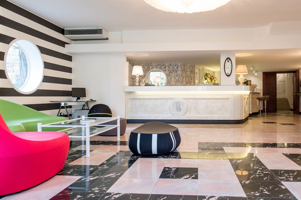 Luxor Hotel 40/42