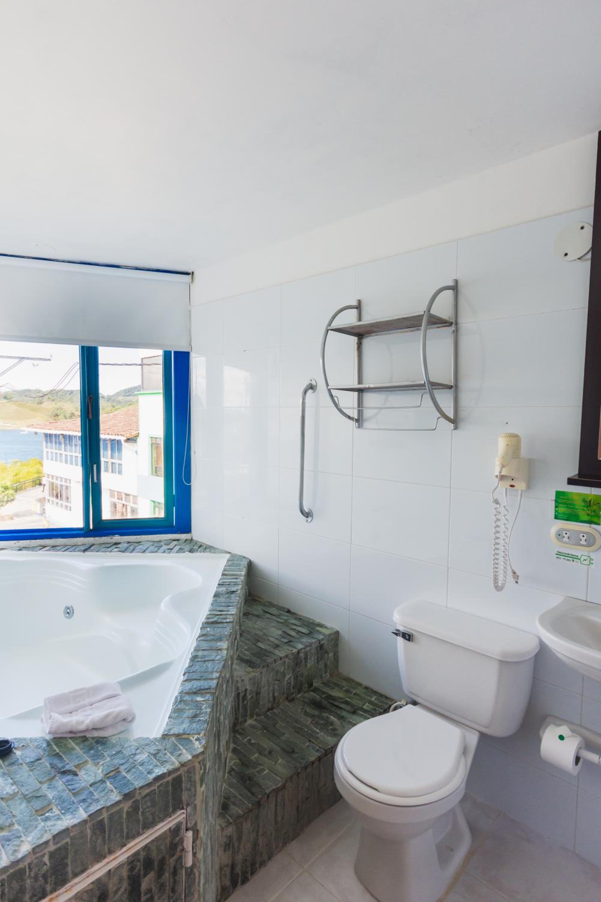 جناح جونيور بسرير مزدوج، Hotel Guatatur 5/5
