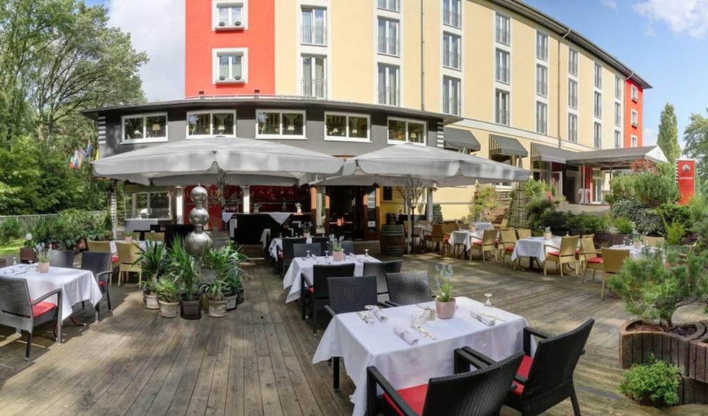 Grunau Hotel 29/33