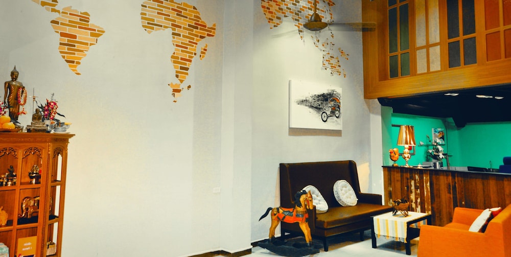 Around The World Bed and Breakfast - Hostel 7/50