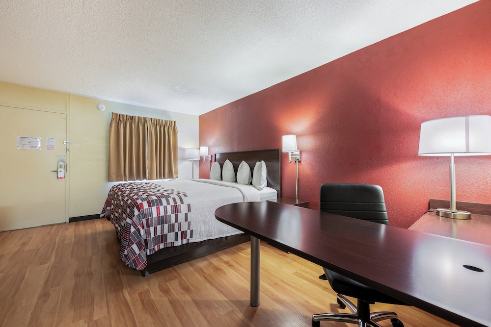 Red Roof Inn Marion, IN 35/45