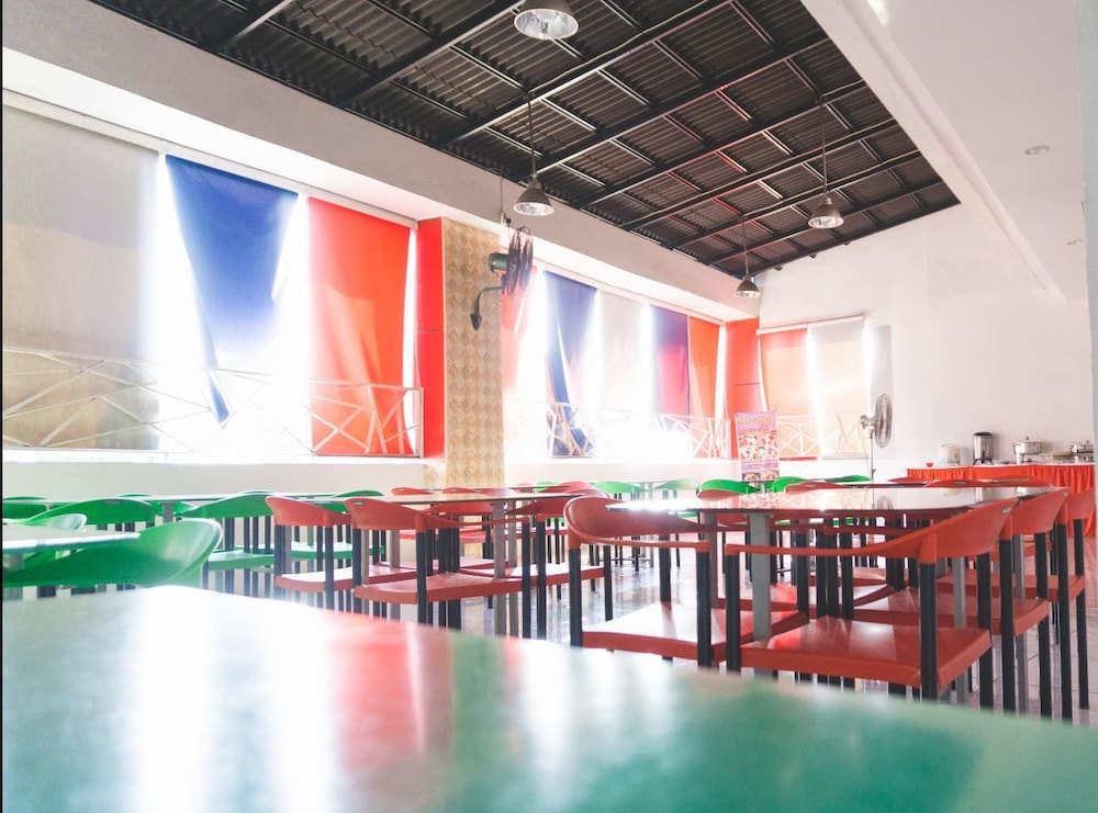 Marcopolo Homestay Pekanbaru 18/26