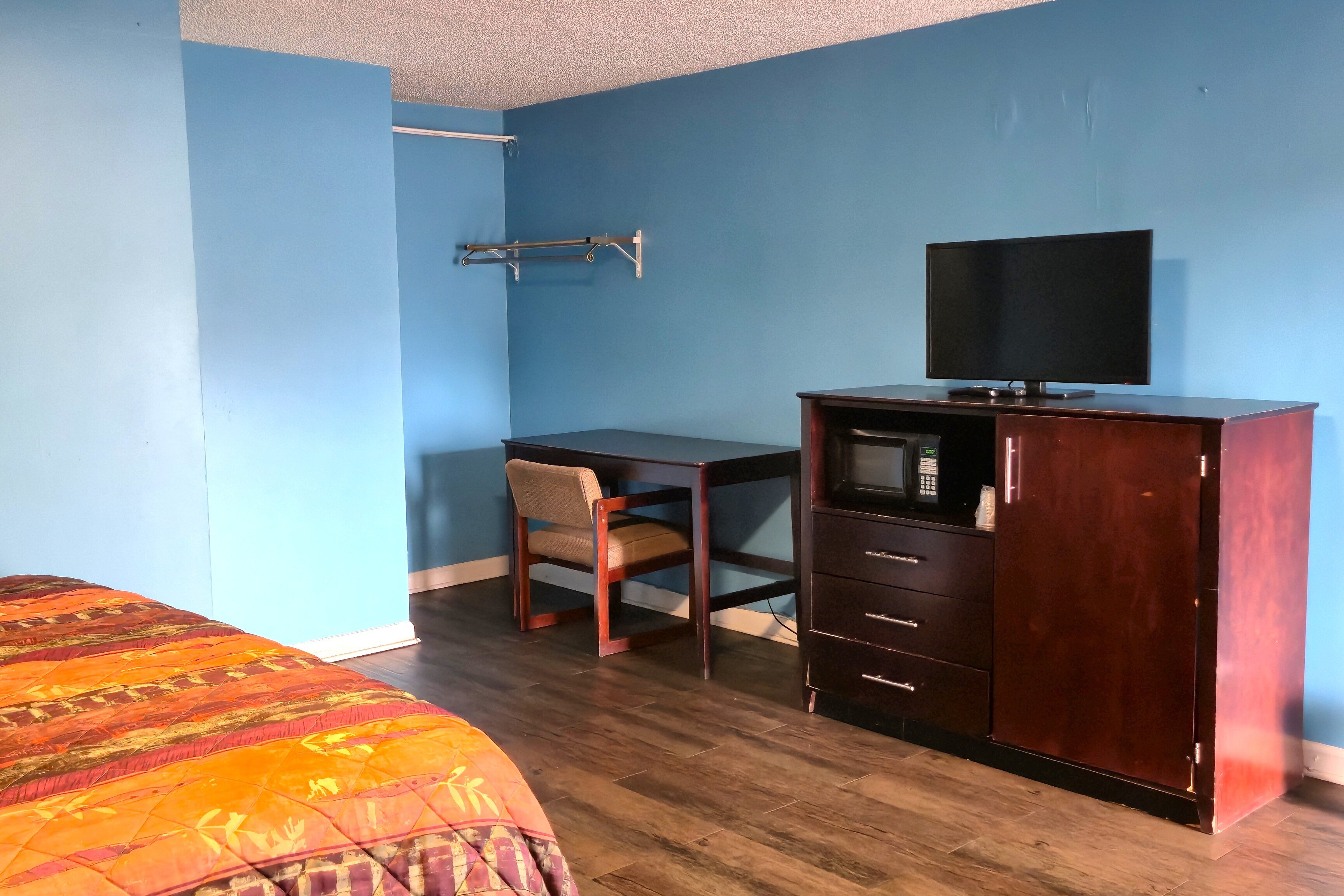 Holiday Motel by Belvilla Cleveland, TN 35/44