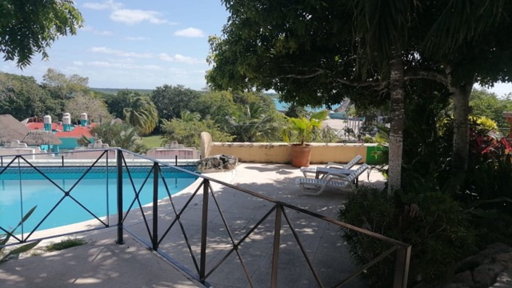 VILLAS BAKALAR 33/69