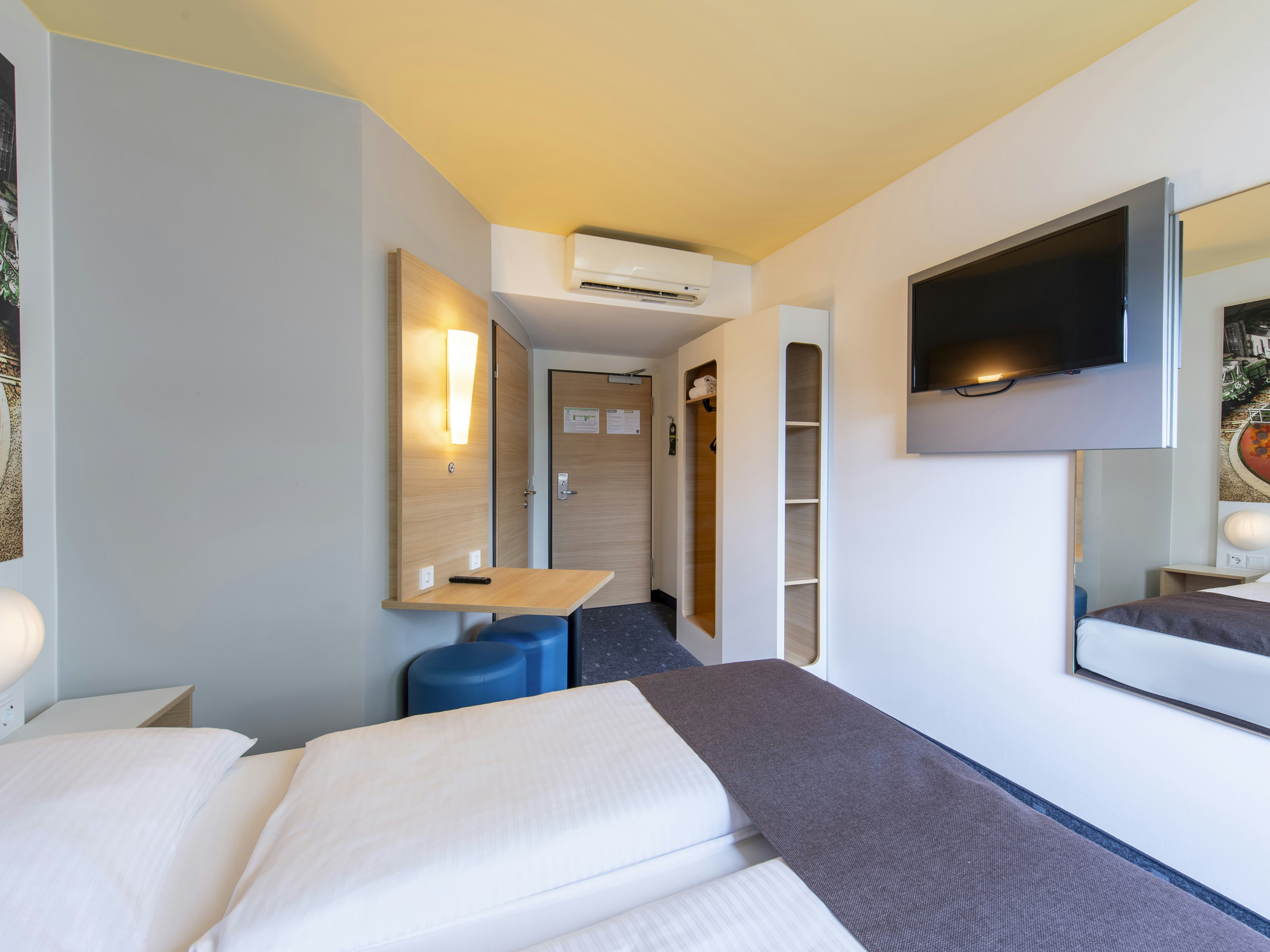 B&B Augsburg 4/30