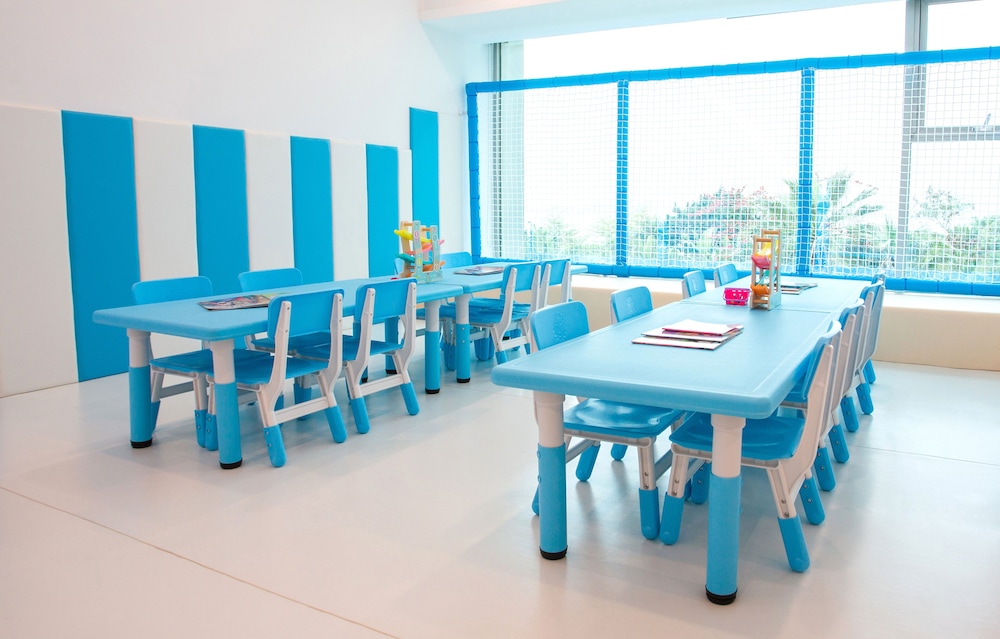 Grand Bay Hotel Zhuhai 28/50