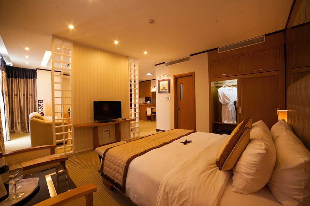 Da Nang Petro Hotel 15/71
