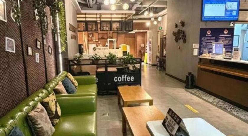 James Joyce Coffetel (Beijing Tongzhou Global Orchard Metro Station) 41/50